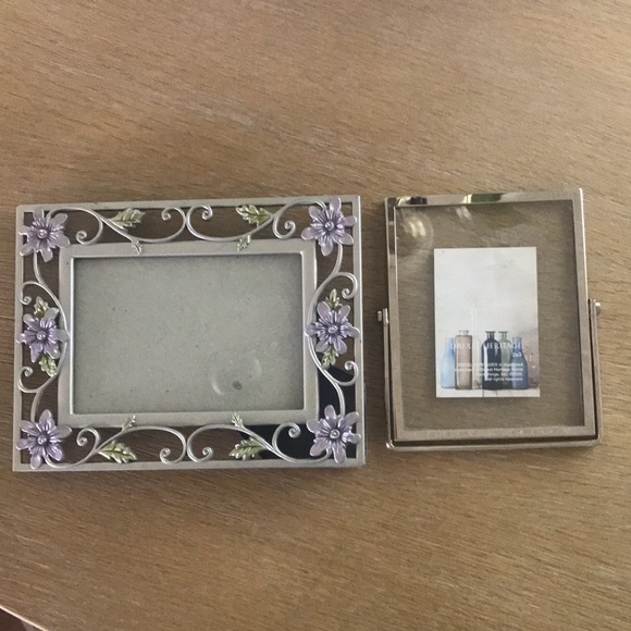 2 picture frames - Picture 6 of 6
